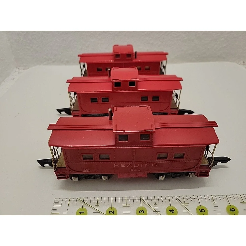 Lot of 3 American Flyer S 630 Reading Red Illuminated Caboose Train Cars